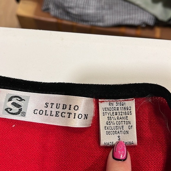 Vintage - Studio Collection - small, holiday sweater/faux tank - Picture 3 of 11